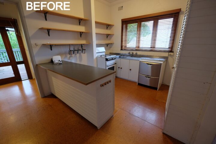 Kitchen before interior renovation